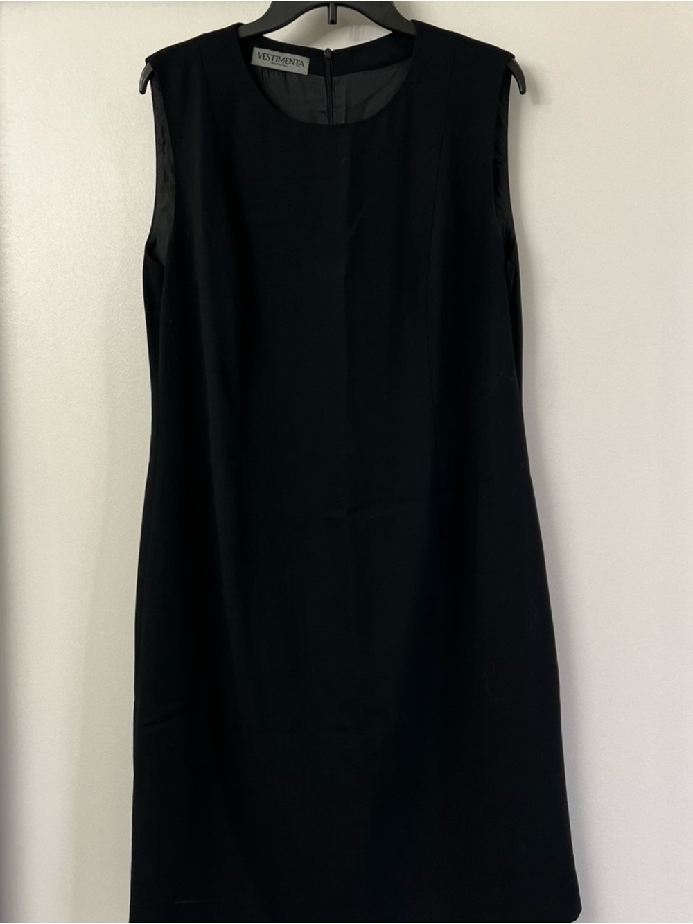 Vestimenta Pure Wool Black Sleeveless Shift Dress Sz EUC
